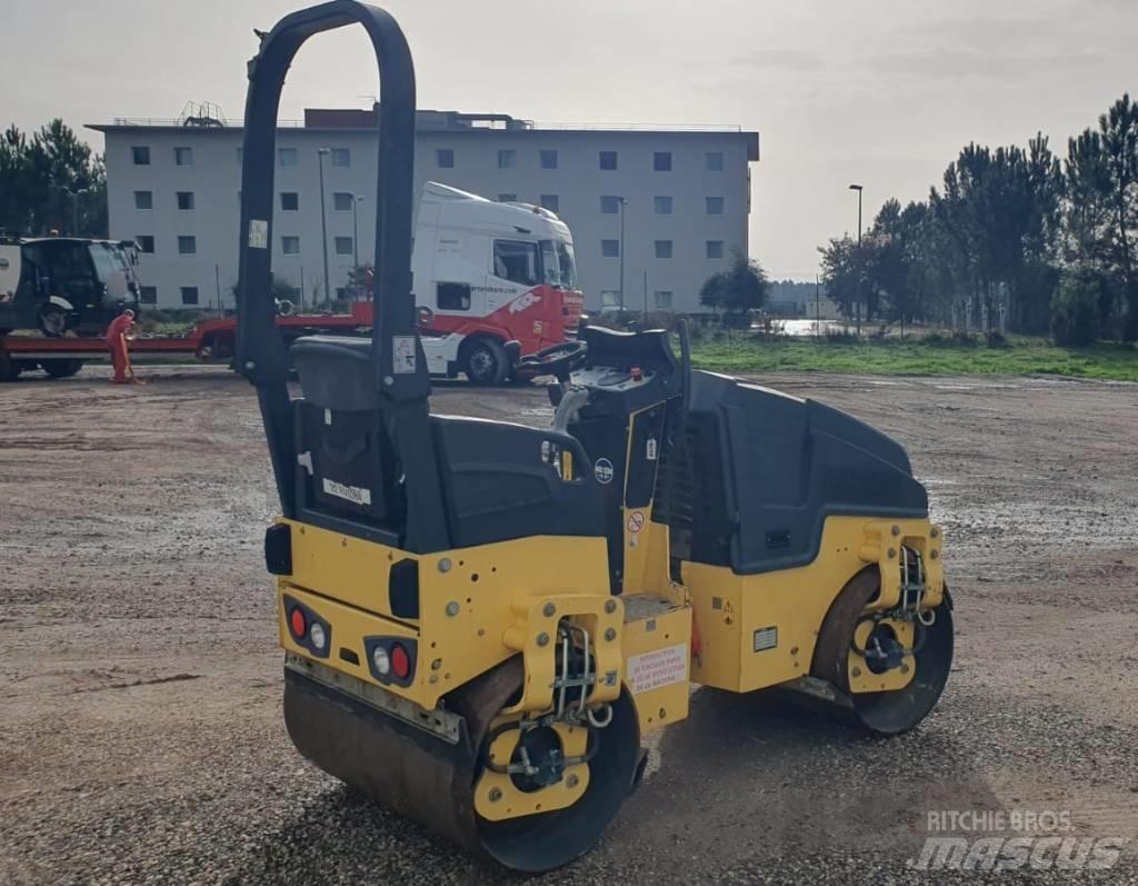 Bomag BW 100 AD M-5 Porinių būgnų volai