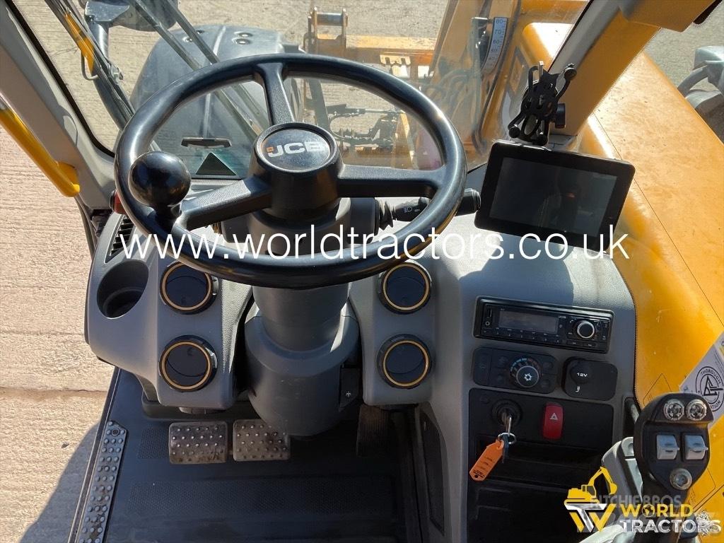 JCB 532 60 Teleskopiniai krautuvai žemės ūkiui