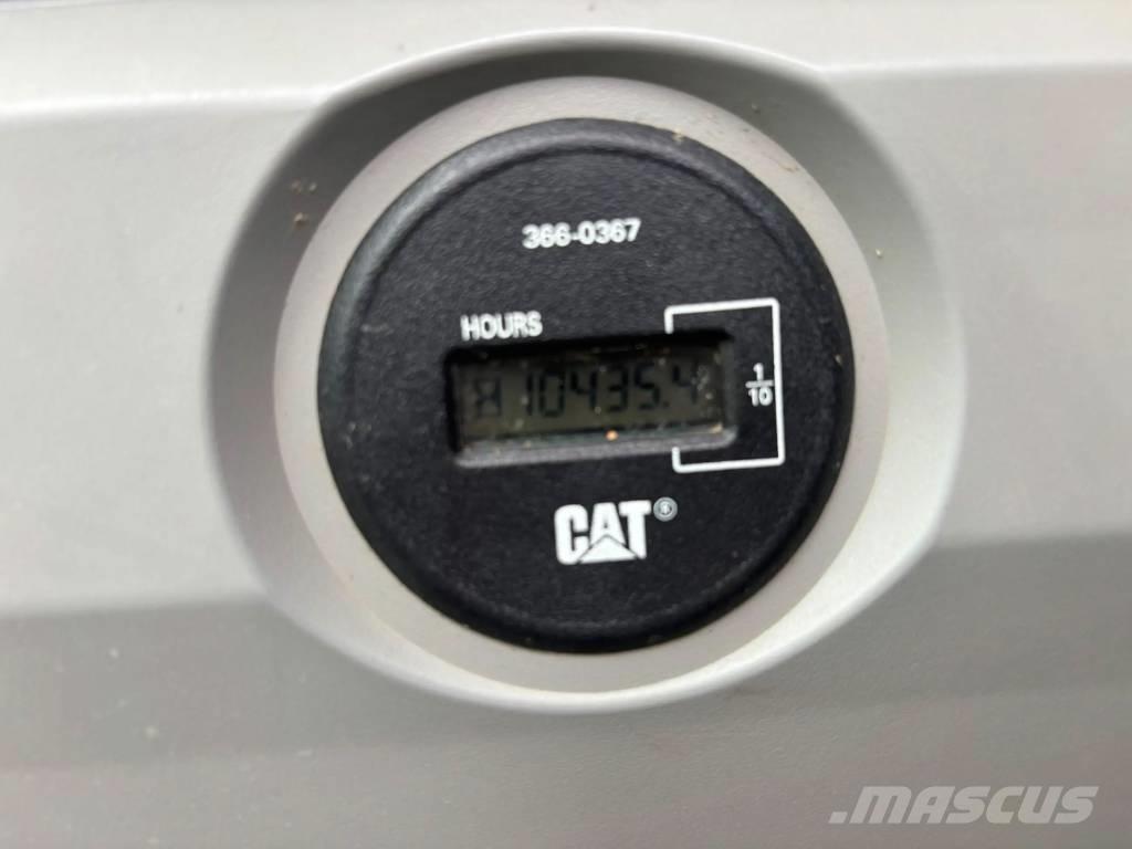 CAT 330F L Vikšriniai ekskavatoriai