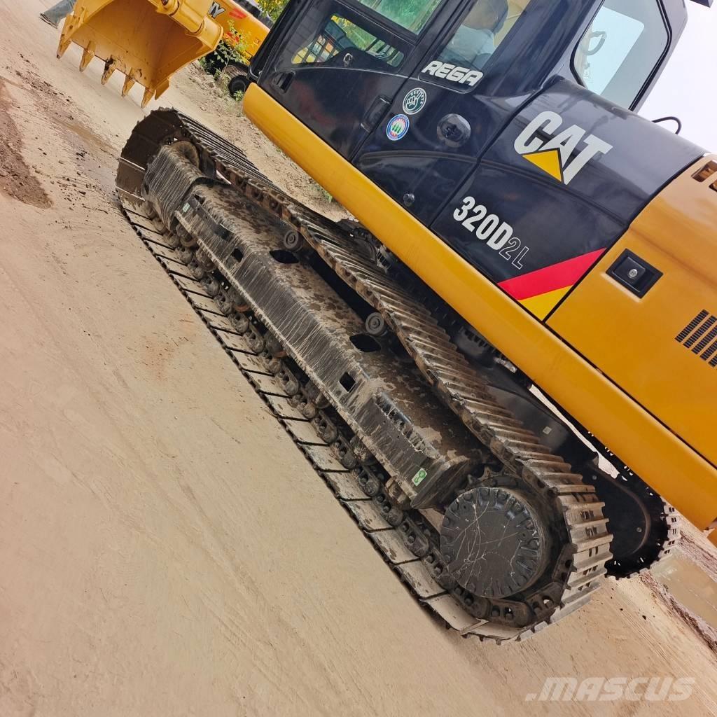 CAT 320 D 2 L Vikšriniai ekskavatoriai