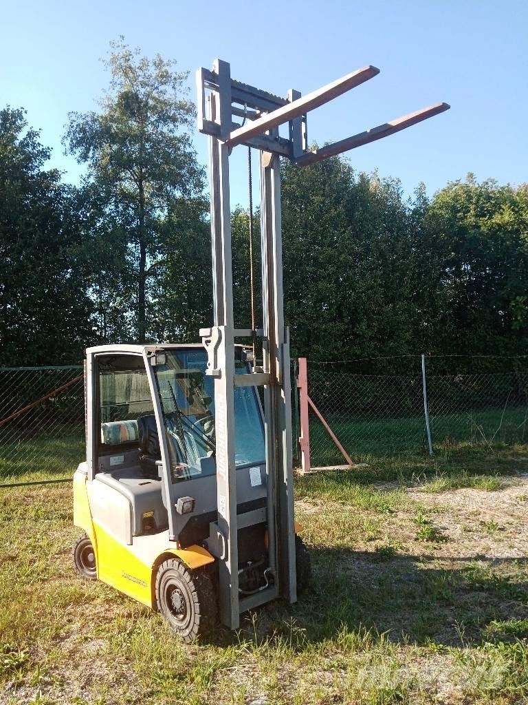 Jungheinrich TFG 320 LPG (dujiniai) krautuvai