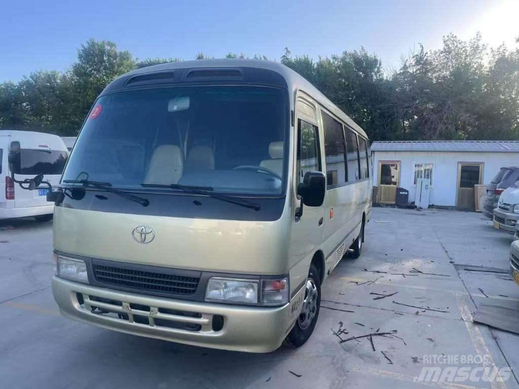 Toyota Coaster Tarpmiestiniai autobusai