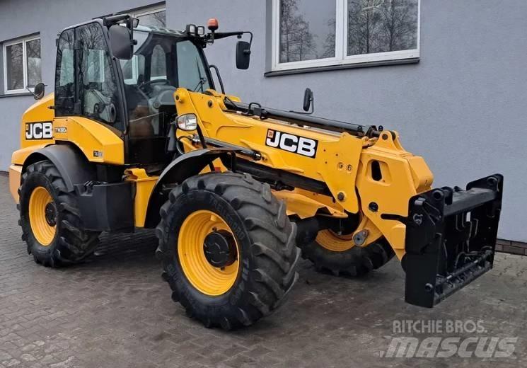 JCB TM 320 S Teleskopiniai krautuvai žemės ūkiui