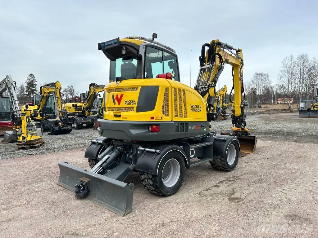 Wacker Neuson EW65 Ratiniai ekskavatoriai