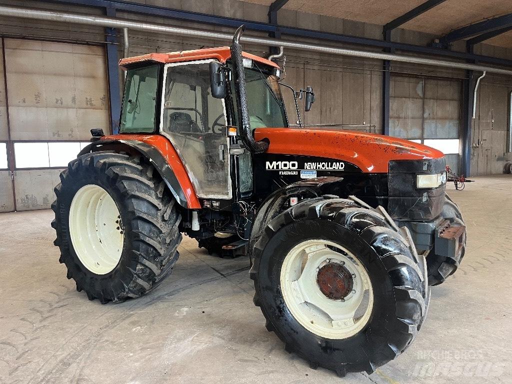 New Holland M 100 DT Traktoriai