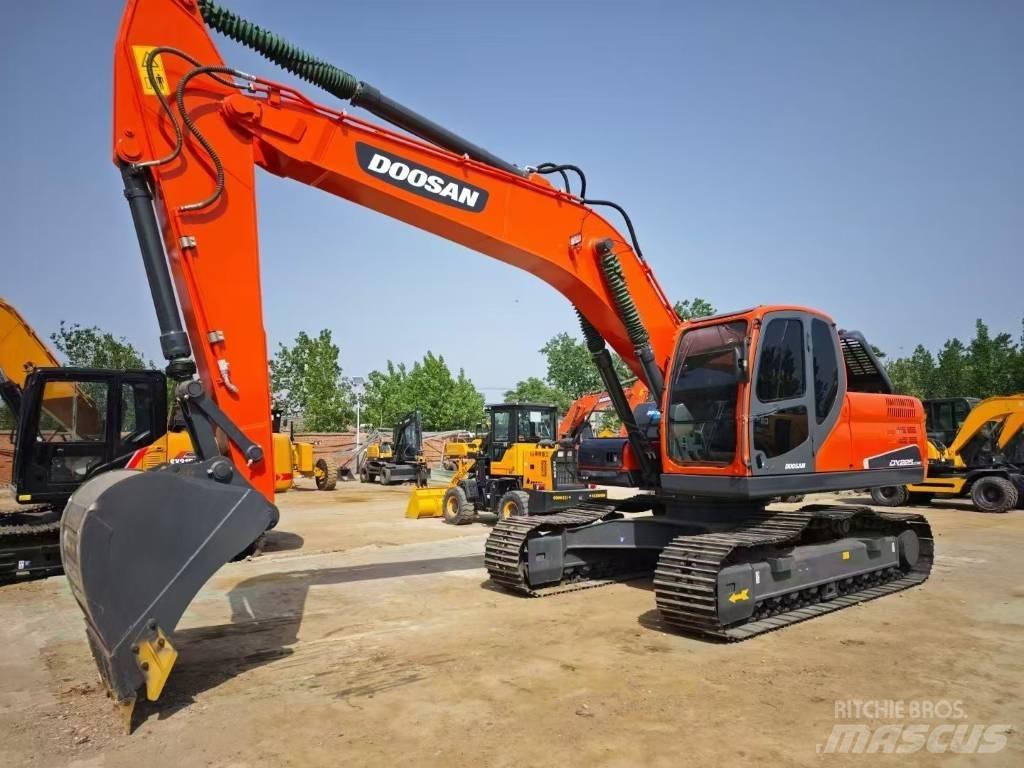 Doosan DX 225 LC Vikšriniai ekskavatoriai