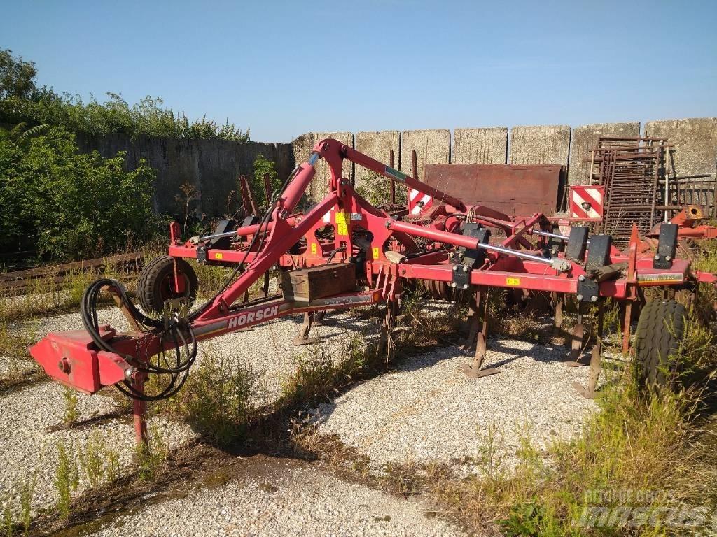 Horsch Terrano 5 FX Kultivatoriai