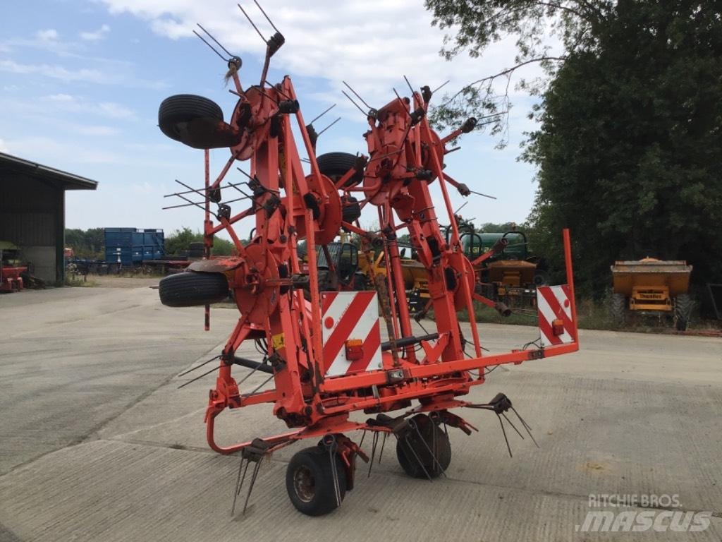 Kuhn GF 8702 Šieno grėbliai ir vartytuvai