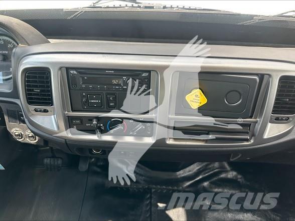 Hino 268A Statyba - Kita