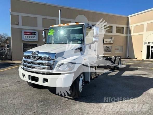 Hino L7 Važiuoklė su kabina