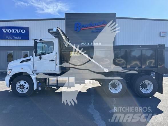 Hino XL8 Savivarčių priekabų vilkikai