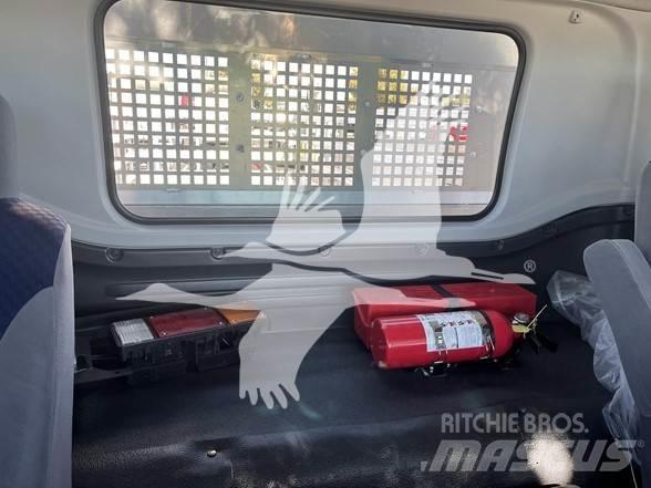 Isuzu FTR Važiuoklė su kabina