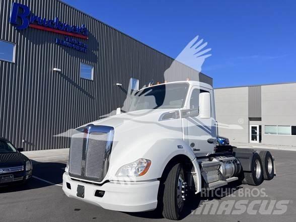 Kenworth T680 Naudoti vilkikai