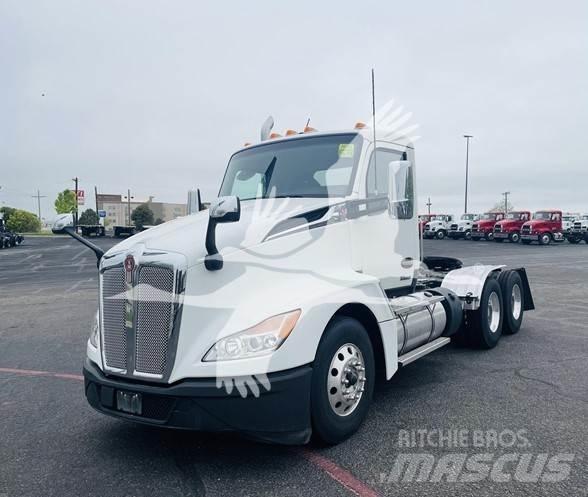 Kenworth T680 Naudoti vilkikai