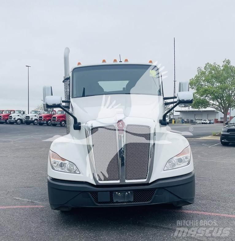 Kenworth T680 Naudoti vilkikai