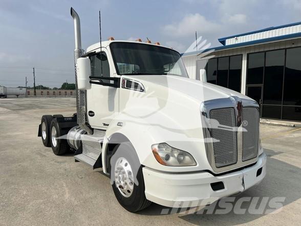 Kenworth T680 Naudoti vilkikai