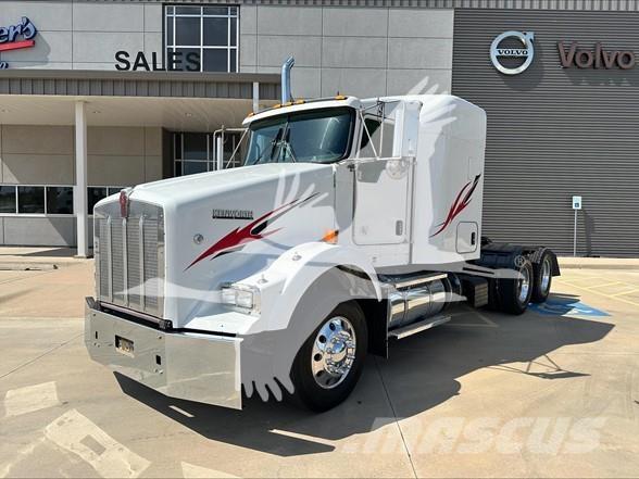 Kenworth T800 Naudoti vilkikai