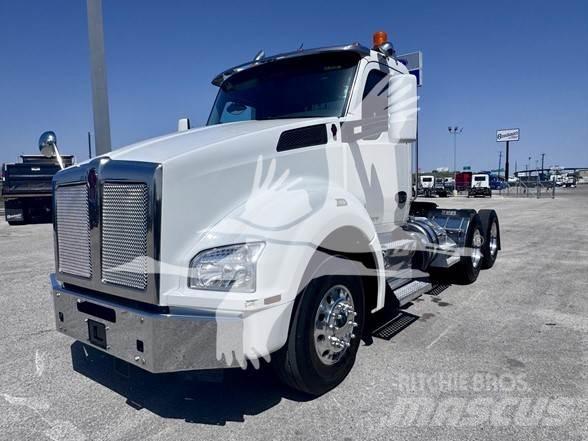 Kenworth T880 Naudoti vilkikai