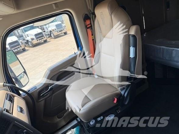 Kenworth T880 Naudoti vilkikai