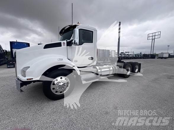 Kenworth T880 Naudoti vilkikai
