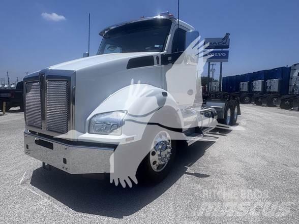 Kenworth T880 Naudoti vilkikai