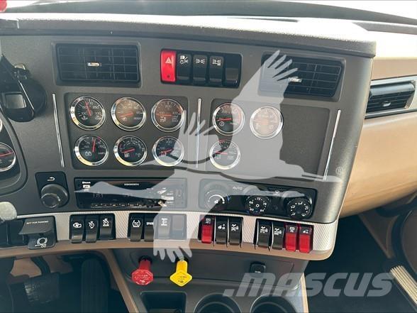 Kenworth T880 Naudoti vilkikai