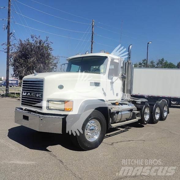 Mack CL733 Naudoti vilkikai
