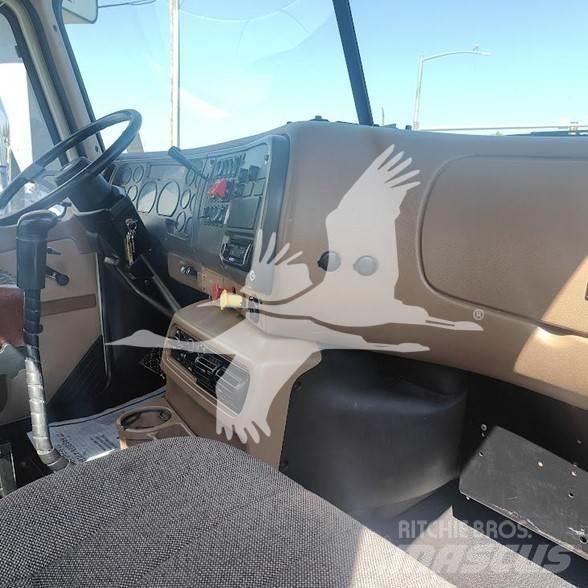 Mack CL733 Naudoti vilkikai
