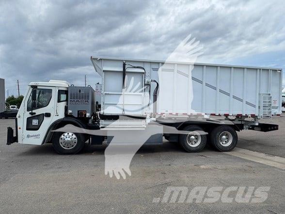 Mack LR64 Statyba - Kita