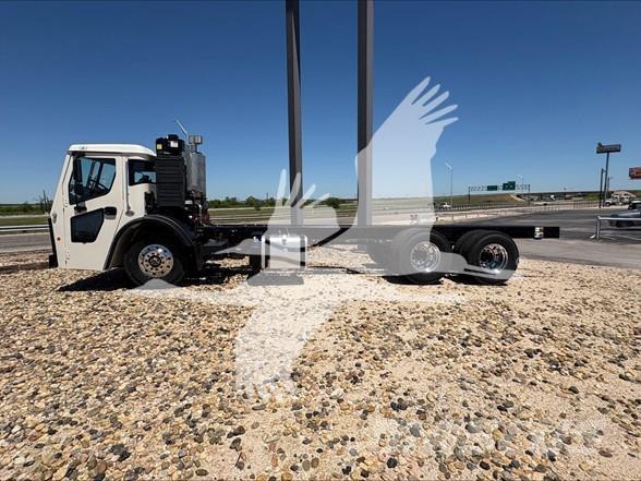 Mack LR64R Važiuoklė su kabina