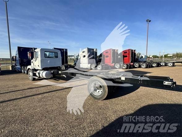 Mack MD6 Važiuoklė su kabina