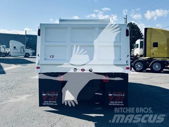 Mack MD6 Savivarčių priekabų vilkikai