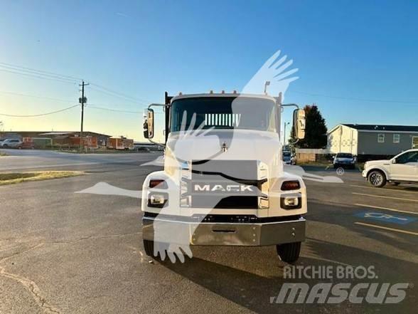 Mack MD6 Platformos/ Pakrovimas iš šono