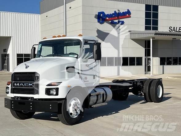 Mack MD6 Važiuoklė su kabina