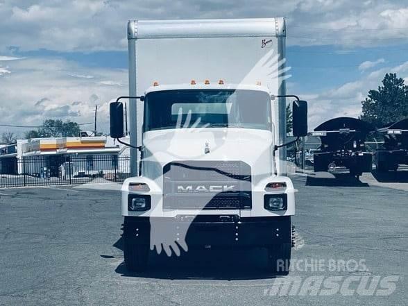 Mack MD6 Statyba - Kita