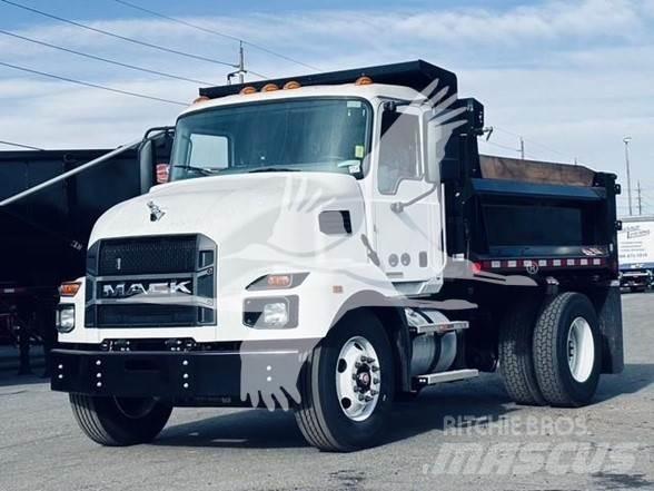 Mack MD6 Savivarčių priekabų vilkikai
