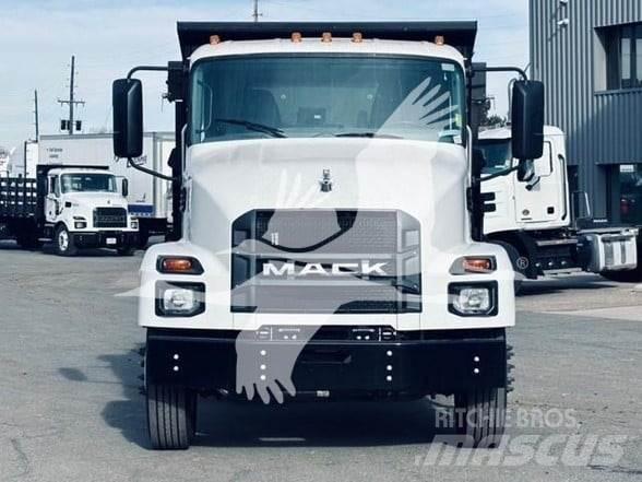 Mack MD6 Savivarčių priekabų vilkikai