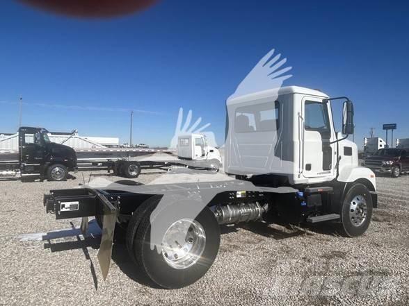 Mack MD6 Važiuoklė su kabina