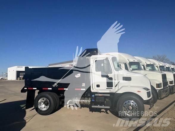 Mack MD6 Savivarčių priekabų vilkikai