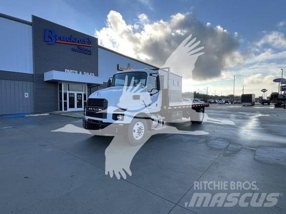 Mack MD6 Statyba - Kita