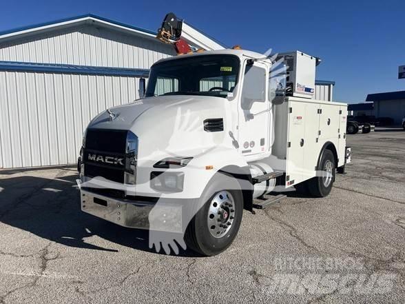 Mack MD6 Statyba - Kita