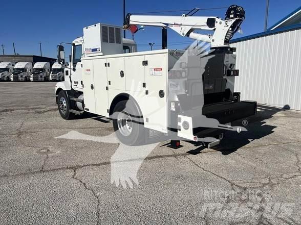 Mack MD6 Statyba - Kita