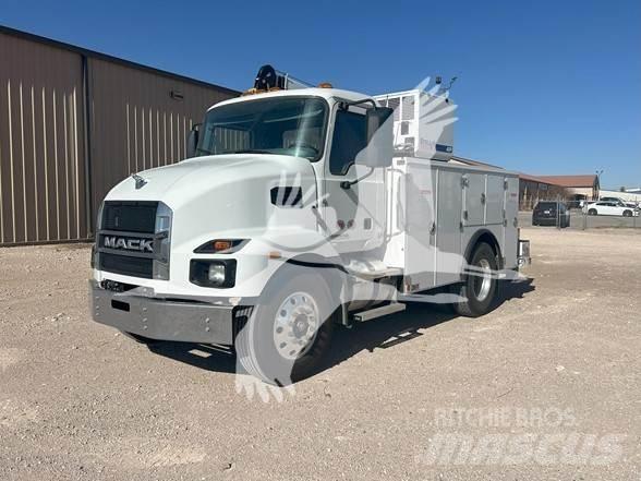 Mack MD6 Statyba - Kita
