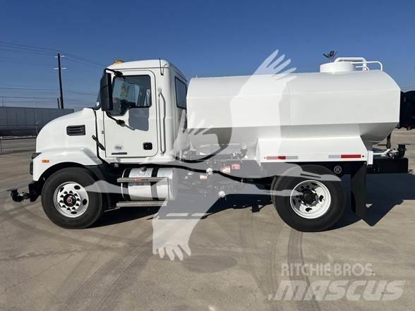 Mack MD6 Automobilinės cisternos