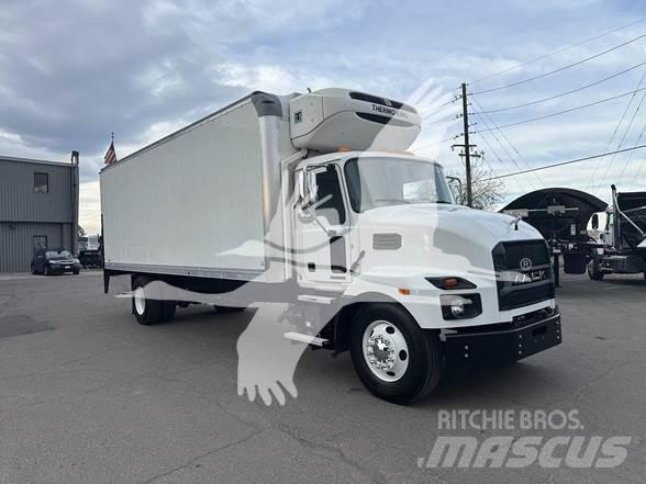 Mack MD6 Statyba - Kita