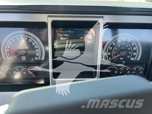 Mack MD6 Važiuoklė su kabina