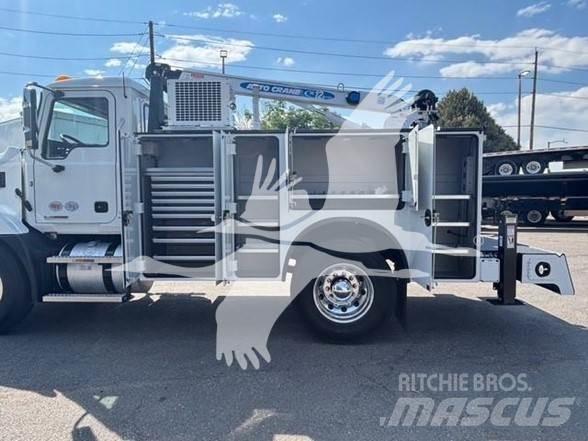 Mack MD6 Statyba - Kita