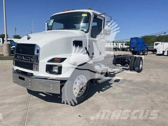Mack MD6 Naudoti vilkikai