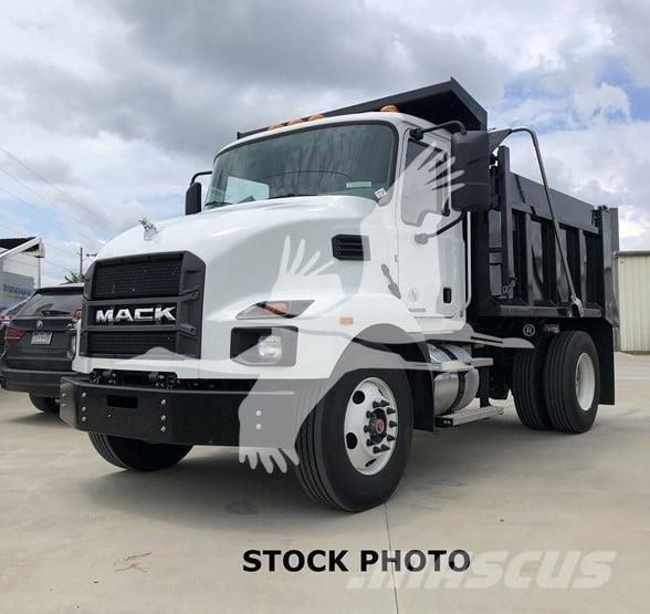 Mack MD6 Savivarčių priekabų vilkikai