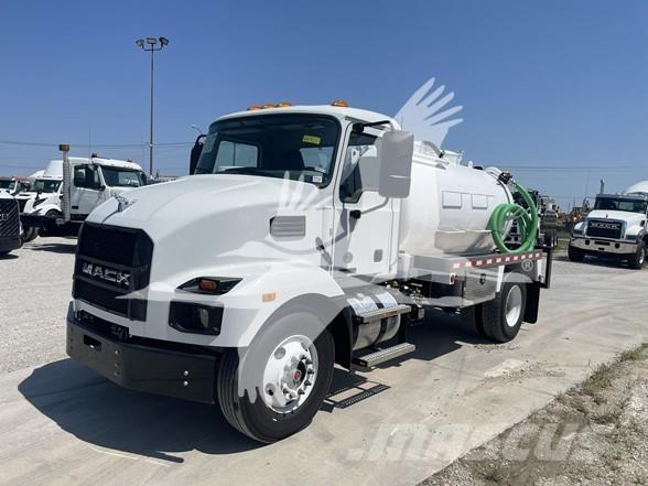 Mack MD6 Statyba - Kita